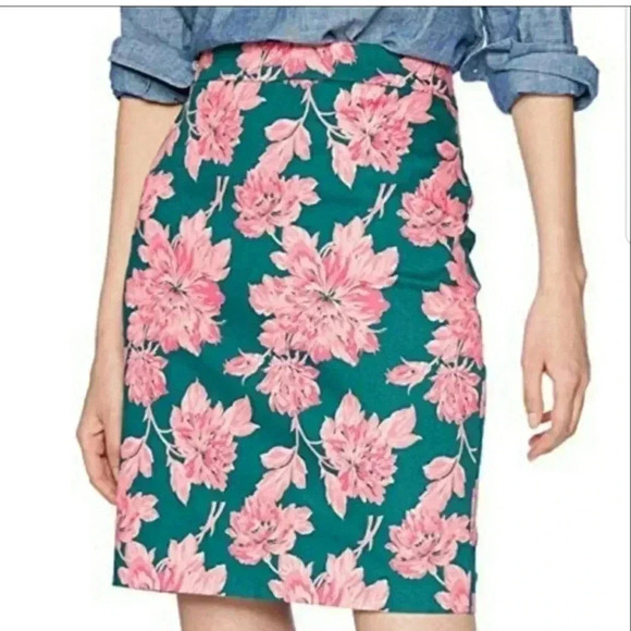 J. Crew Mercantile | Coral & Green Floral Pencil Skirt - Picture 1 of 5